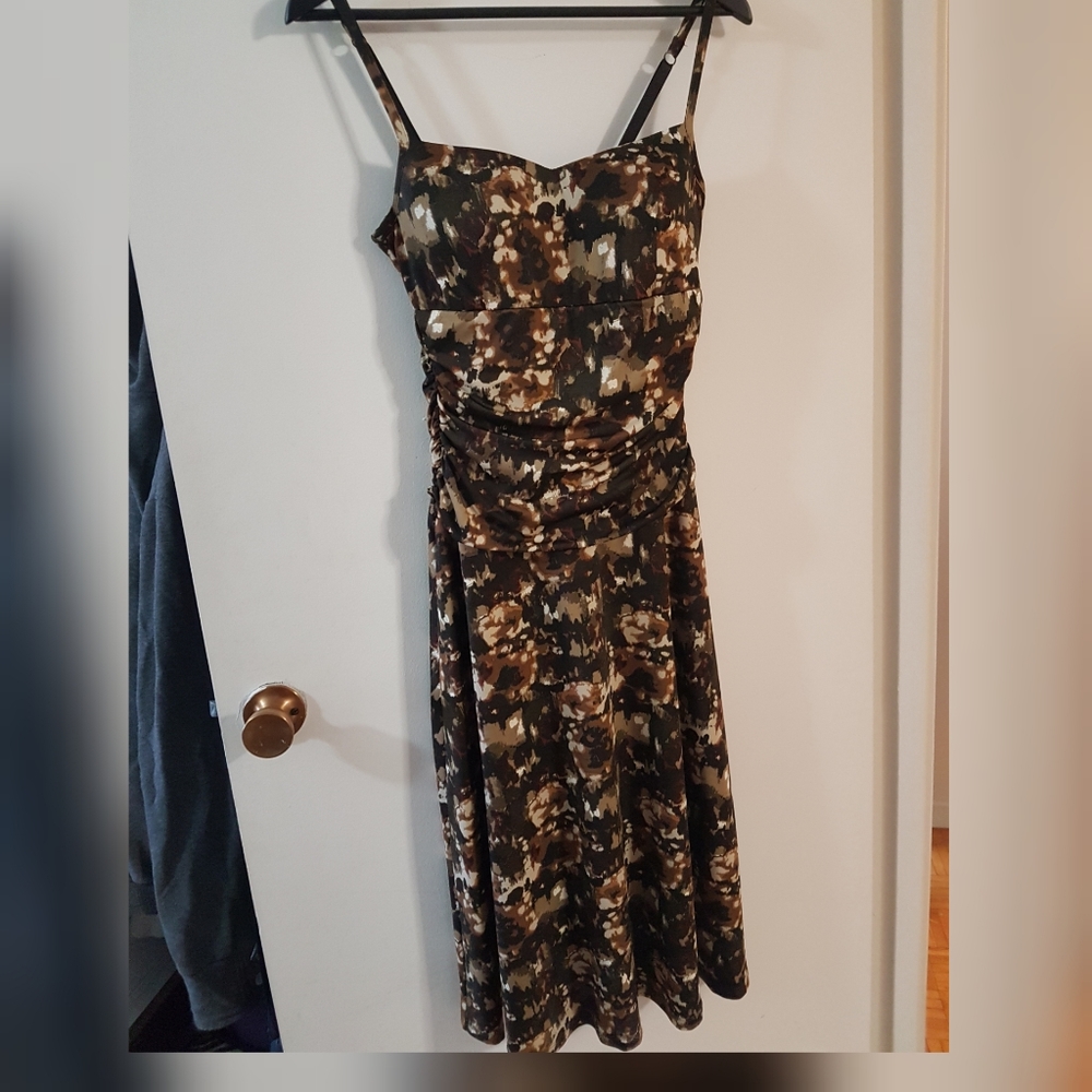 Denver Hayes Sleeveless Midi Dress